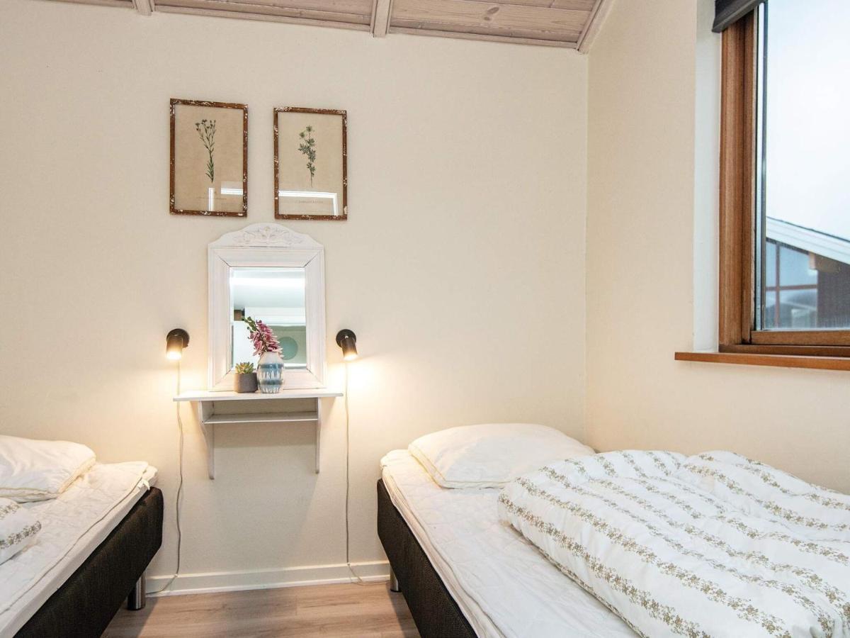 Three-Bedroom Holiday Home In Ulfborg 4 Thorsminde Bagian luar foto